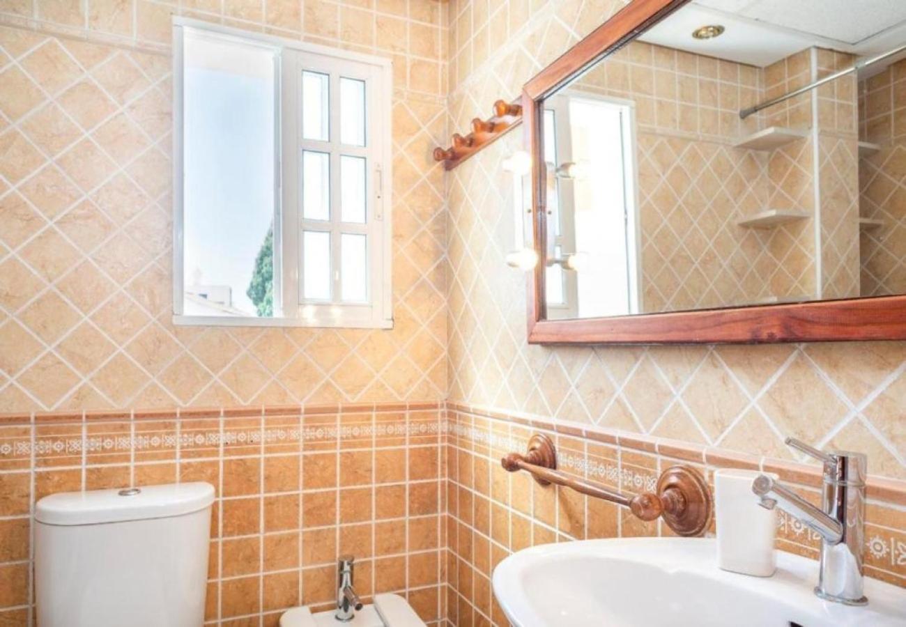 Amplio Apartamento En El Corazon De Sevilla Экстерьер фото